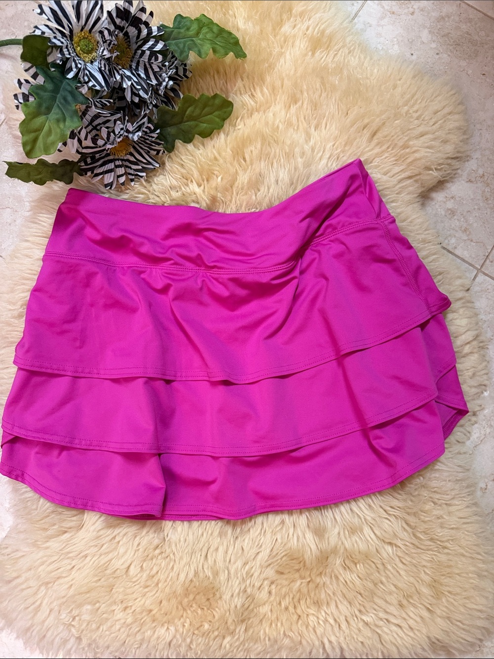 Athleta Hot Pink Tiered Ruffle Skort